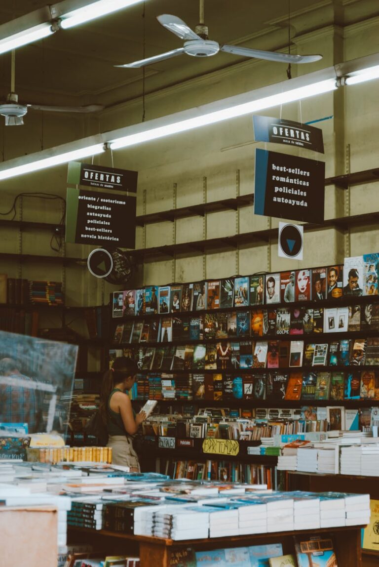 Cheapest Flight Booking Hacks: Save Money on Your Next Trip